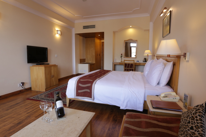 Super Deluxe Rooms at best hotel in shimla