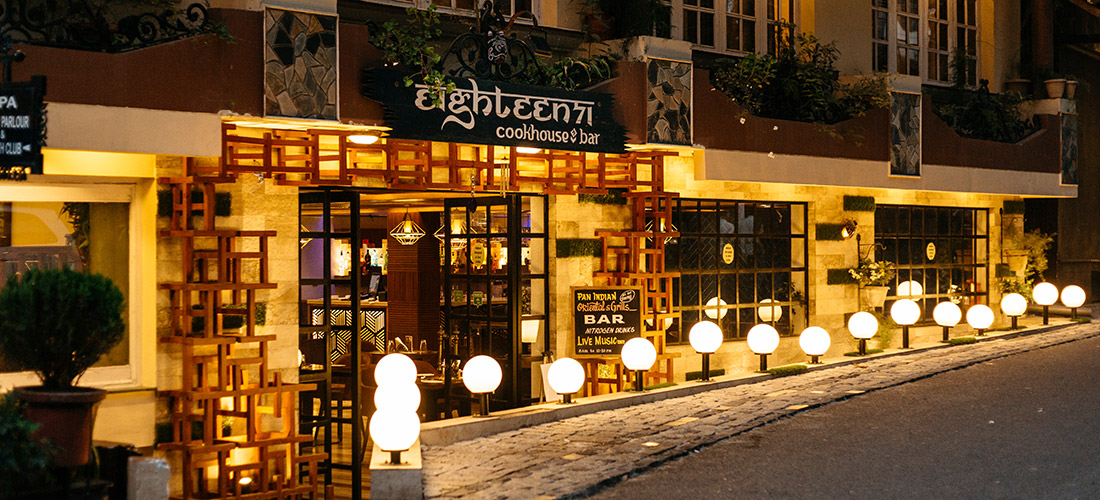 Restaurant bar outside view