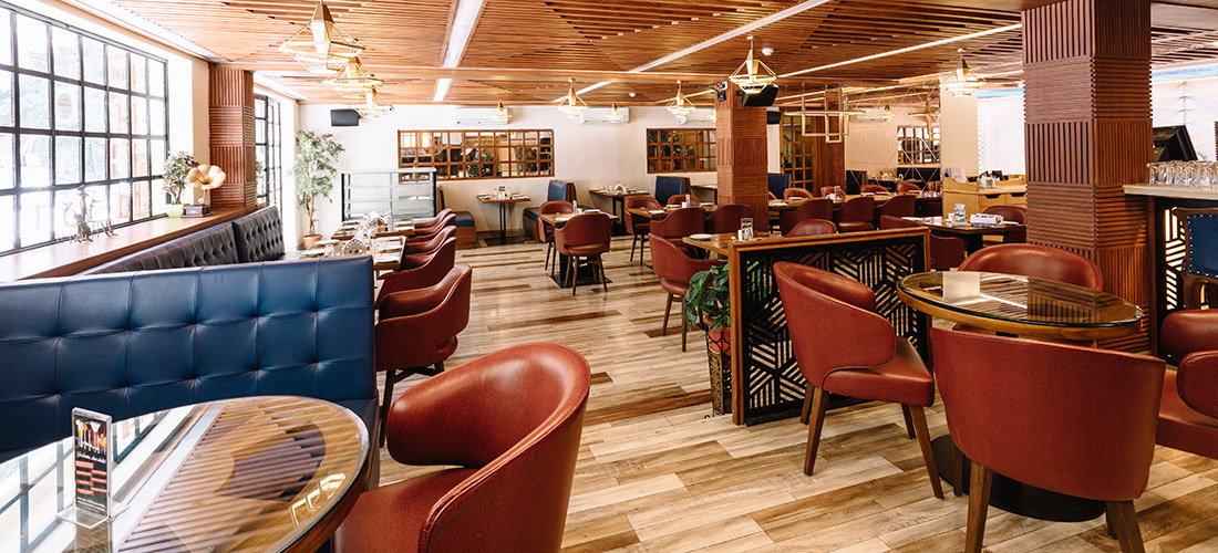 Grand view of the restaurant in shimla